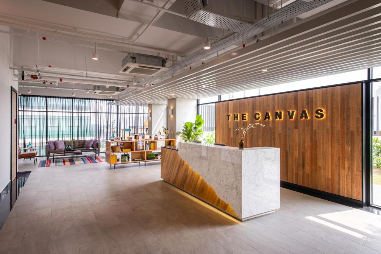 The Canvas Hotel Кланг Экстерьер фото